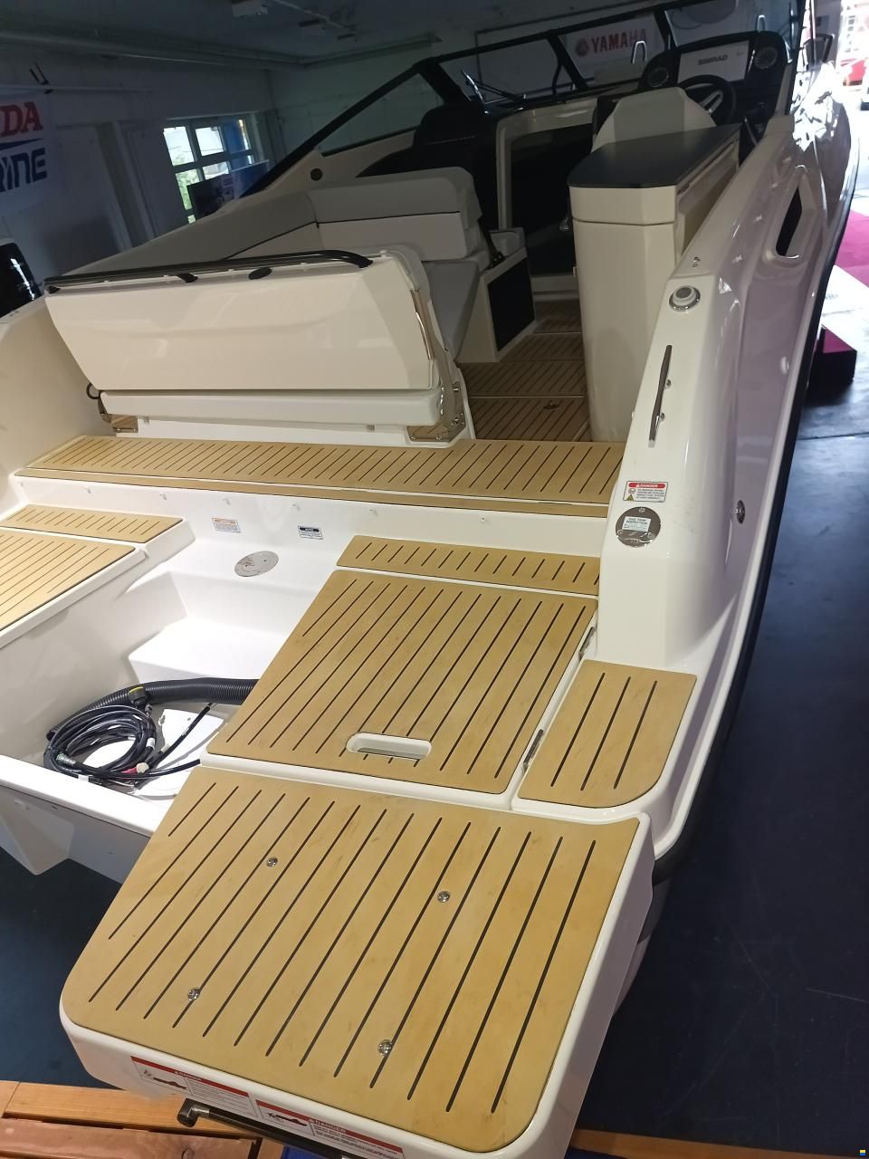 Quicksilver Activ 755 Cruiser
