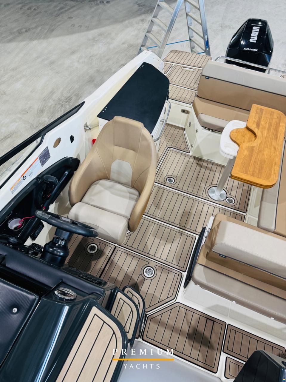 Quicksilver 755 Cruiser