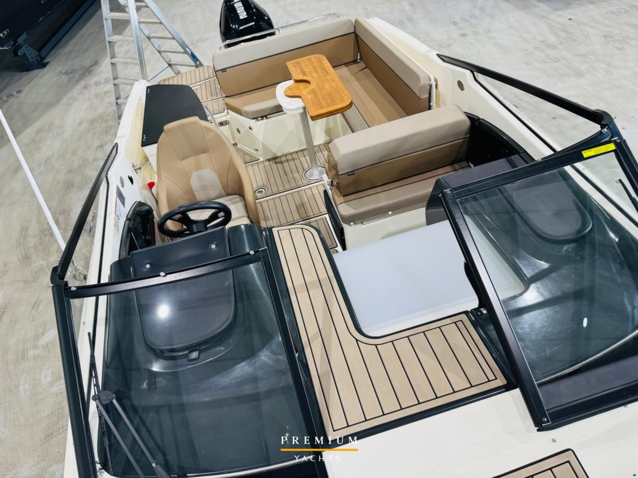 Quicksilver 755 Cruiser