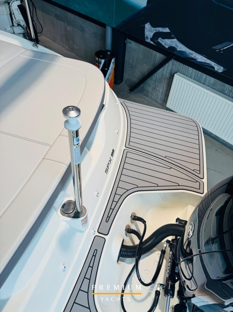 Sea Ray SPX 190 OB