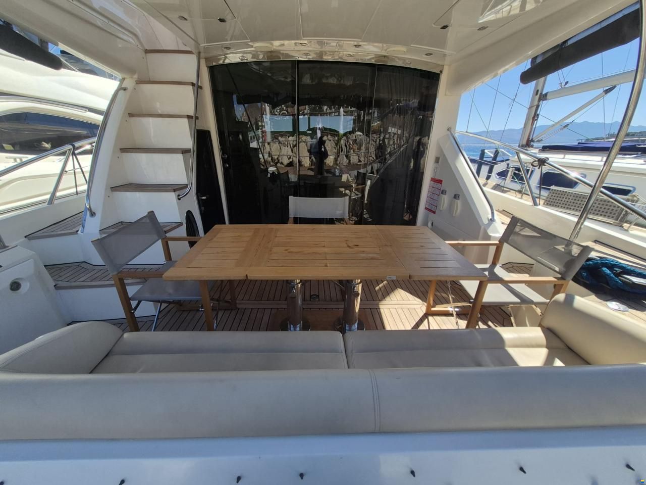 Sealine T60