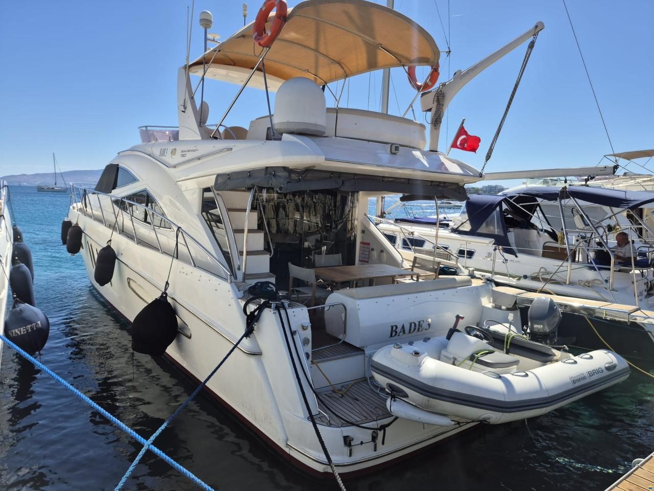 Sealine T60
