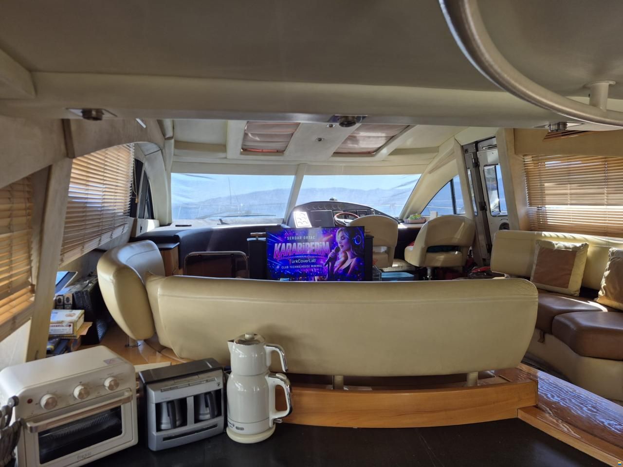 Sealine T60