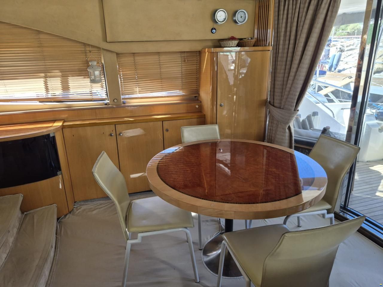 Sealine T60