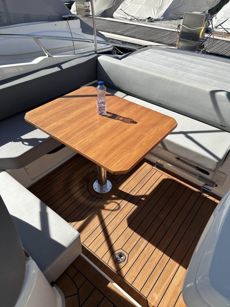Cranchi Endurance 30