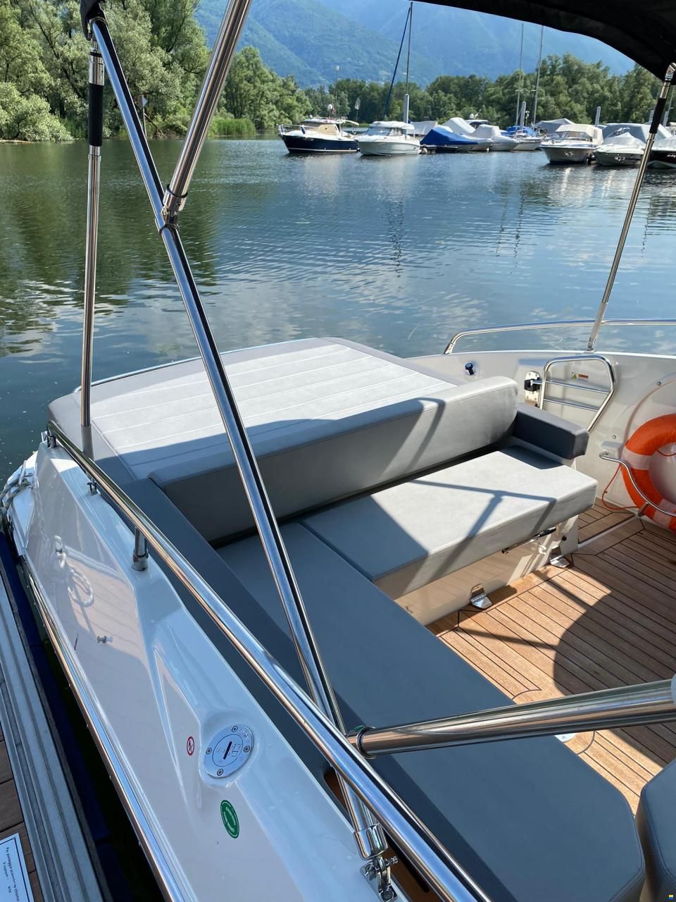 Cranchi Endurance 30