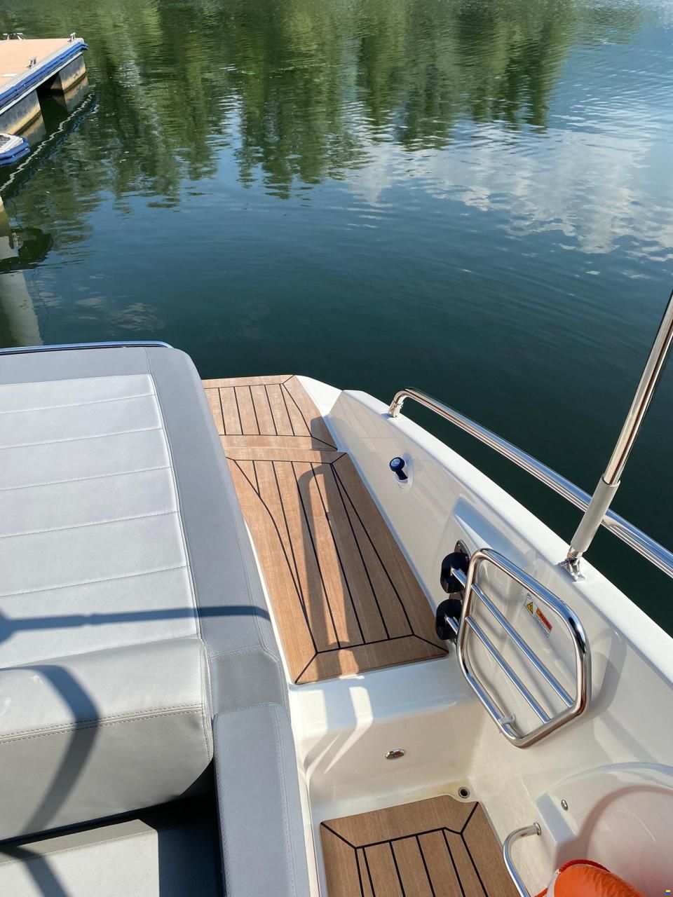 Cranchi Endurance 30