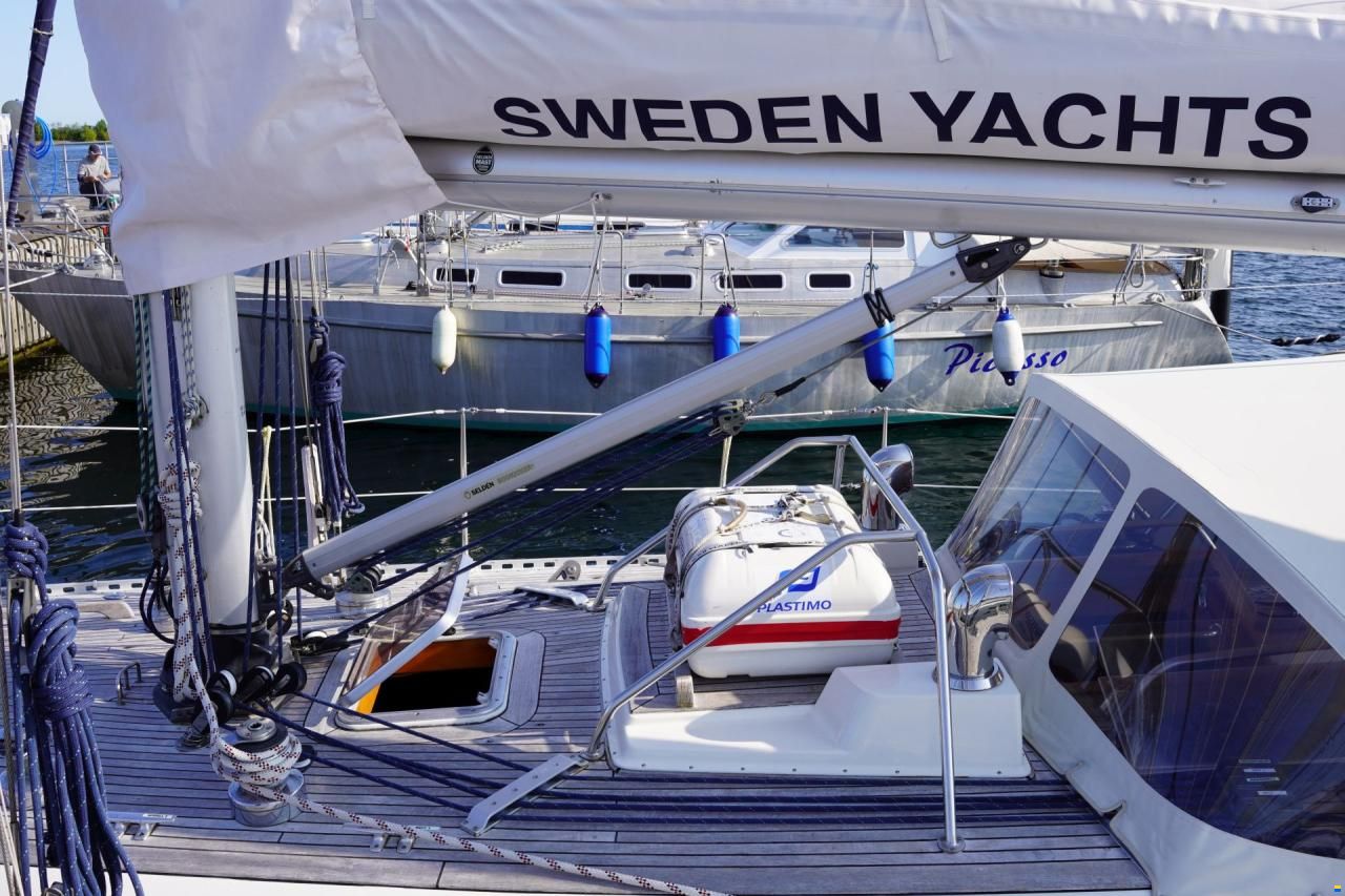 Sweden Yachts C41