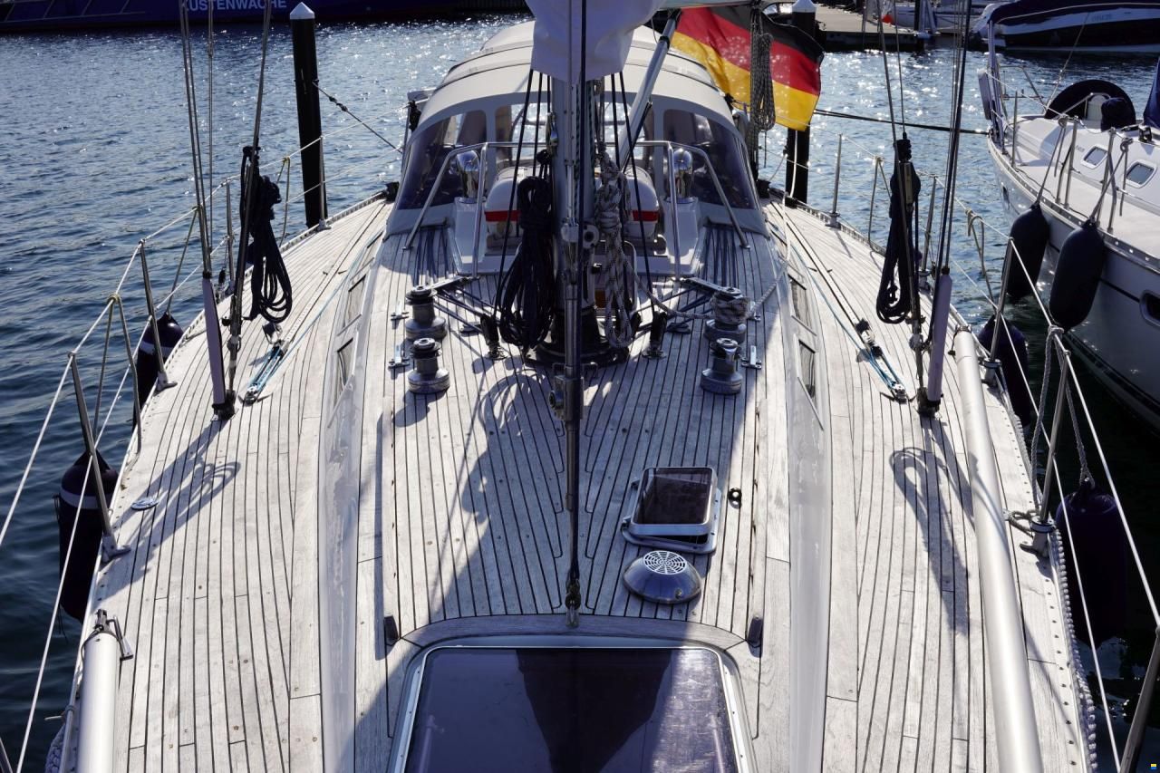 Sweden Yachts C41