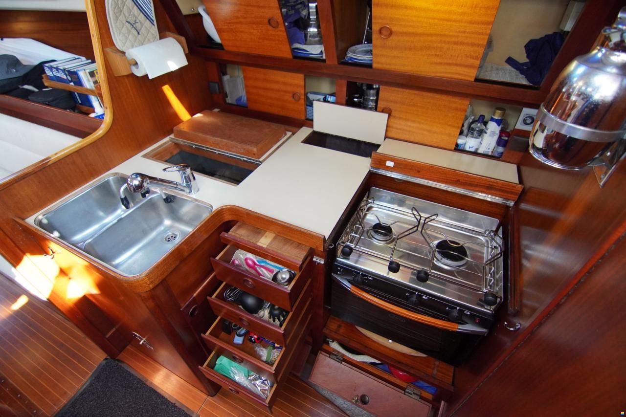 Sweden Yachts C41