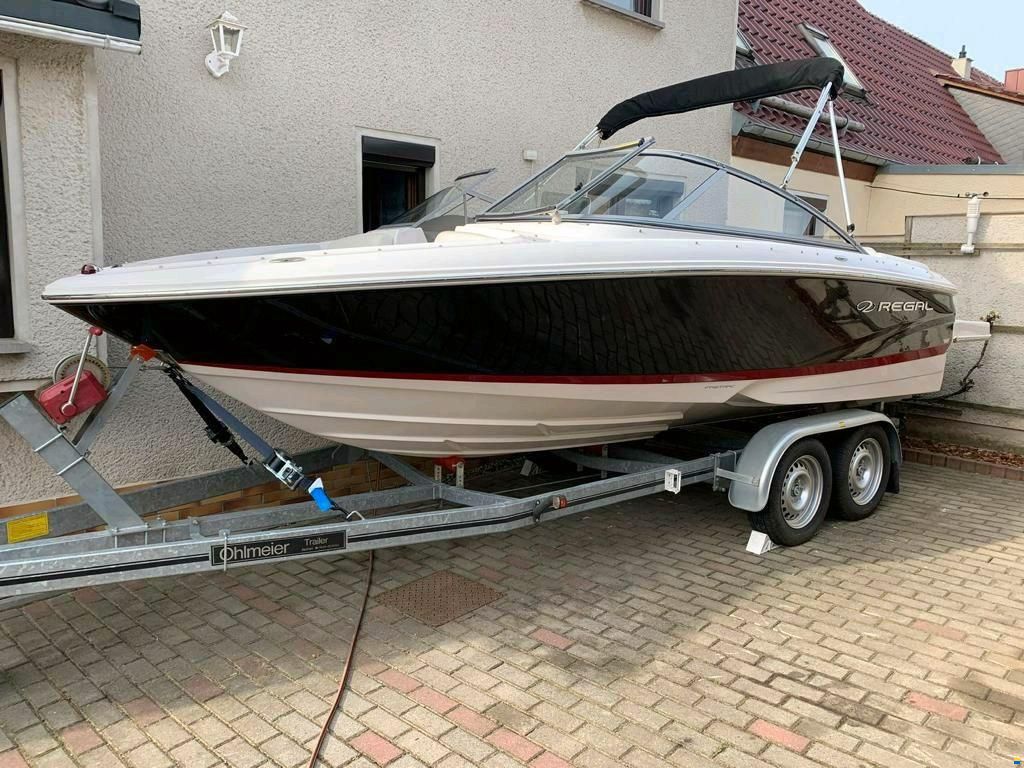 Regal 1900 Bowrider