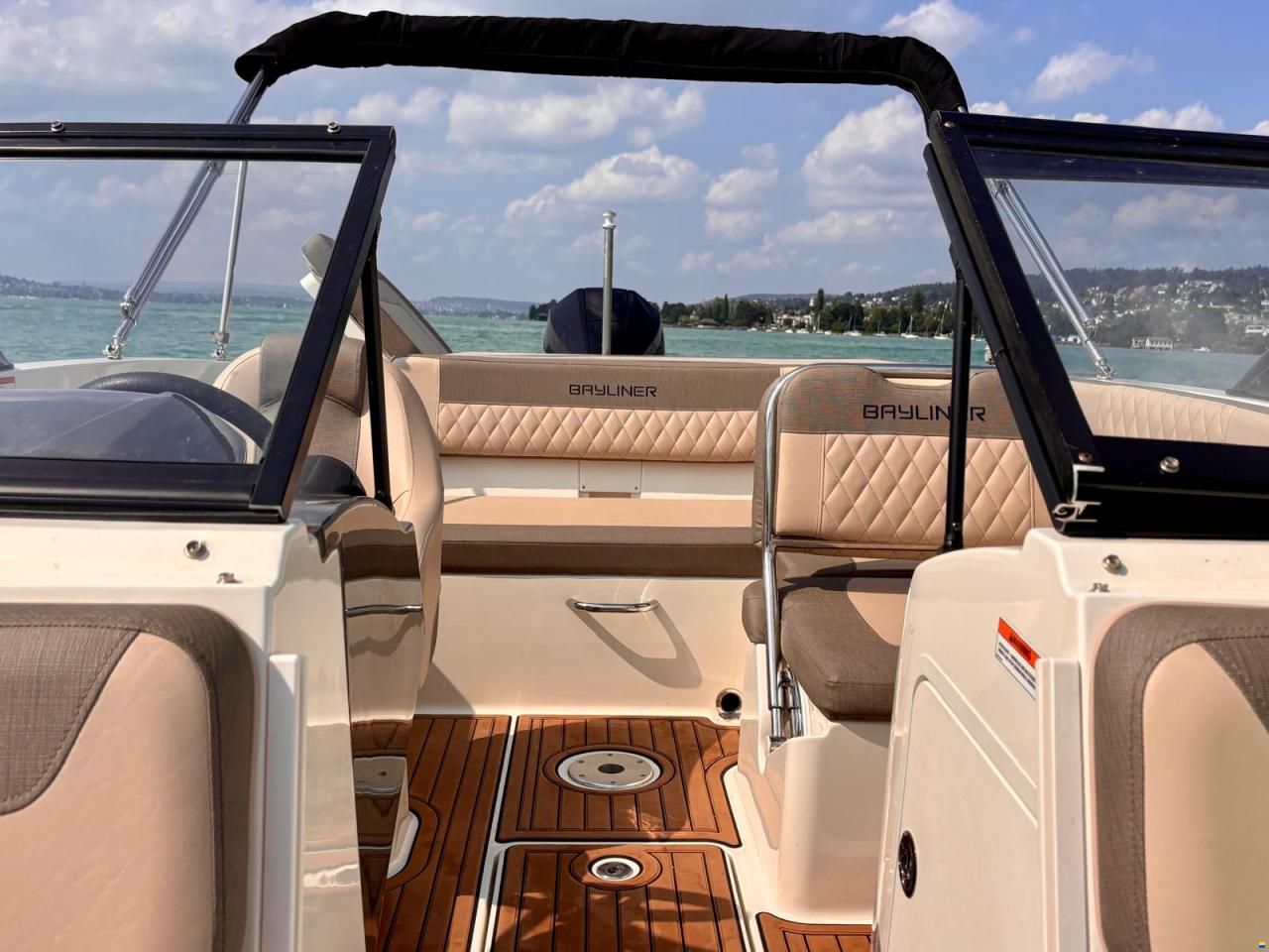 Bayliner VR5