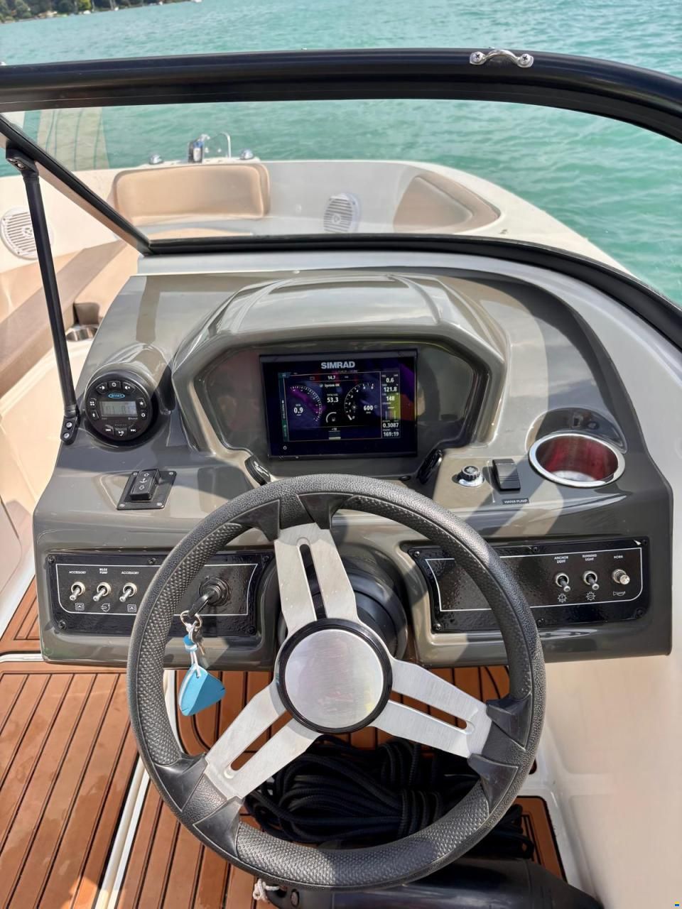 Bayliner VR5