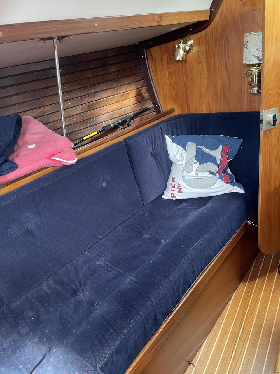 Beneteau First 325