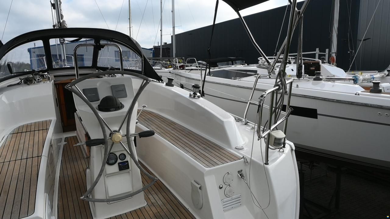 Cruiser 32