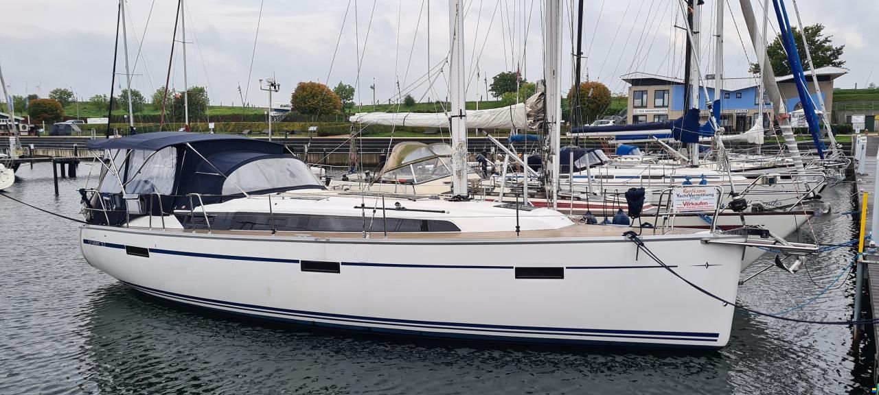 Bavaria 37 Cruiser