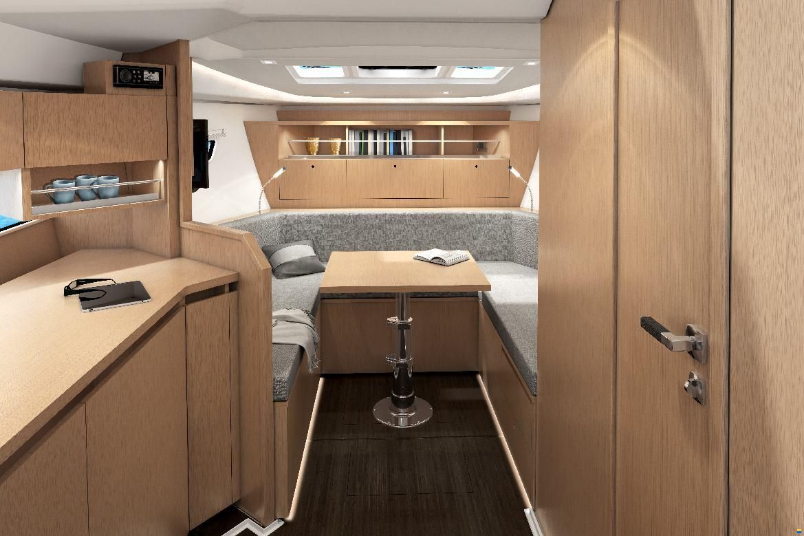 Sealine S335