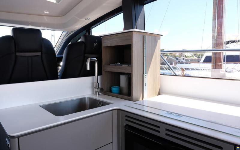 Princess V55