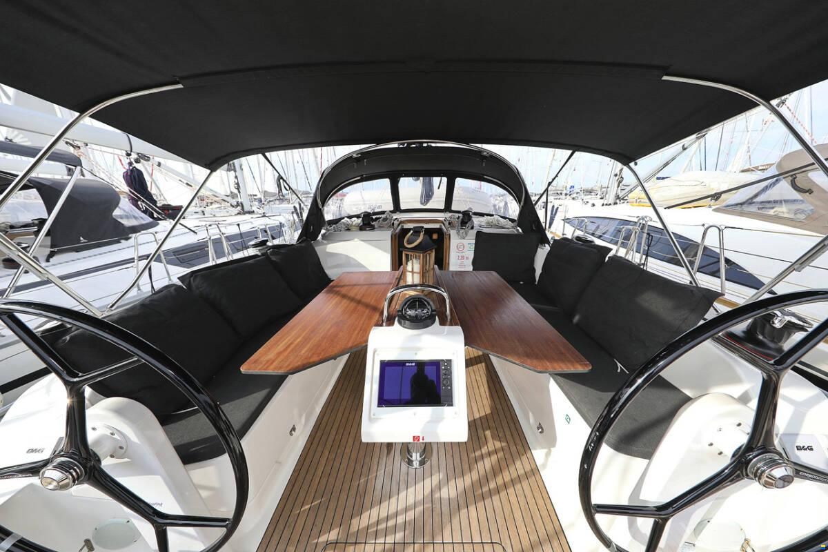Bavaria CRUISER 46