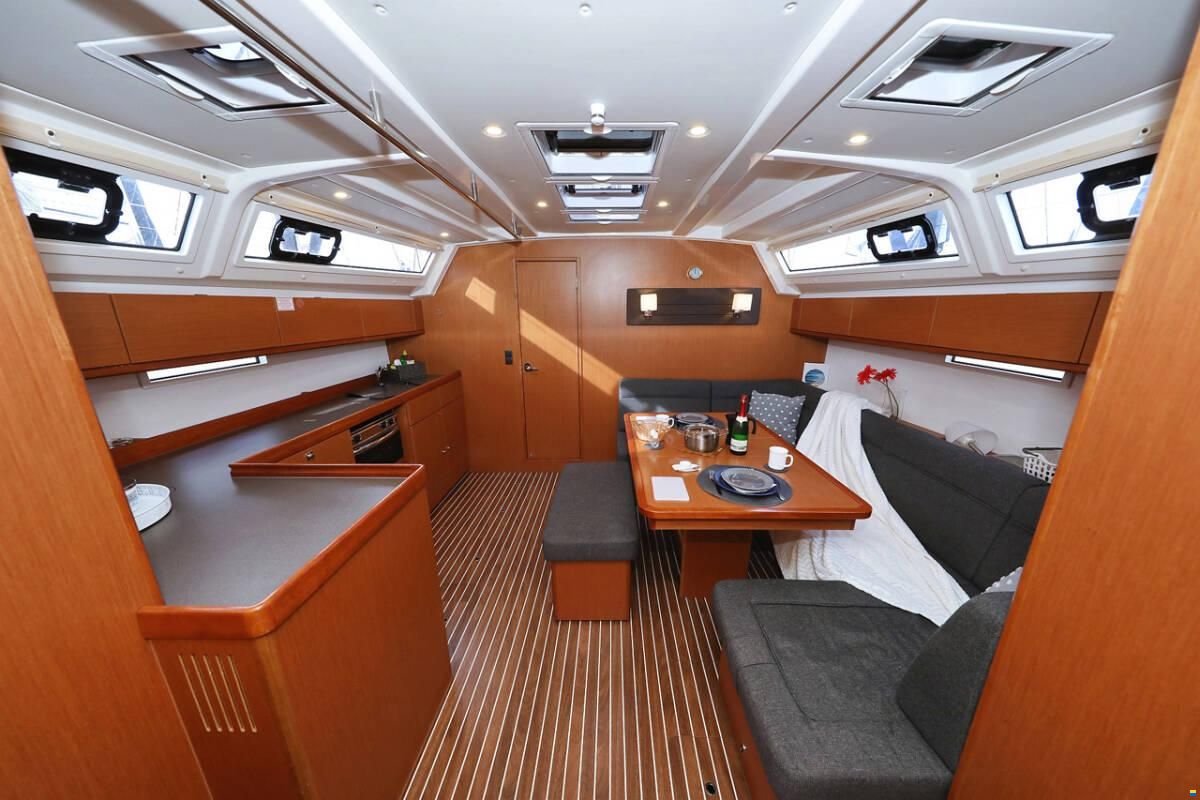 Bavaria CRUISER 46