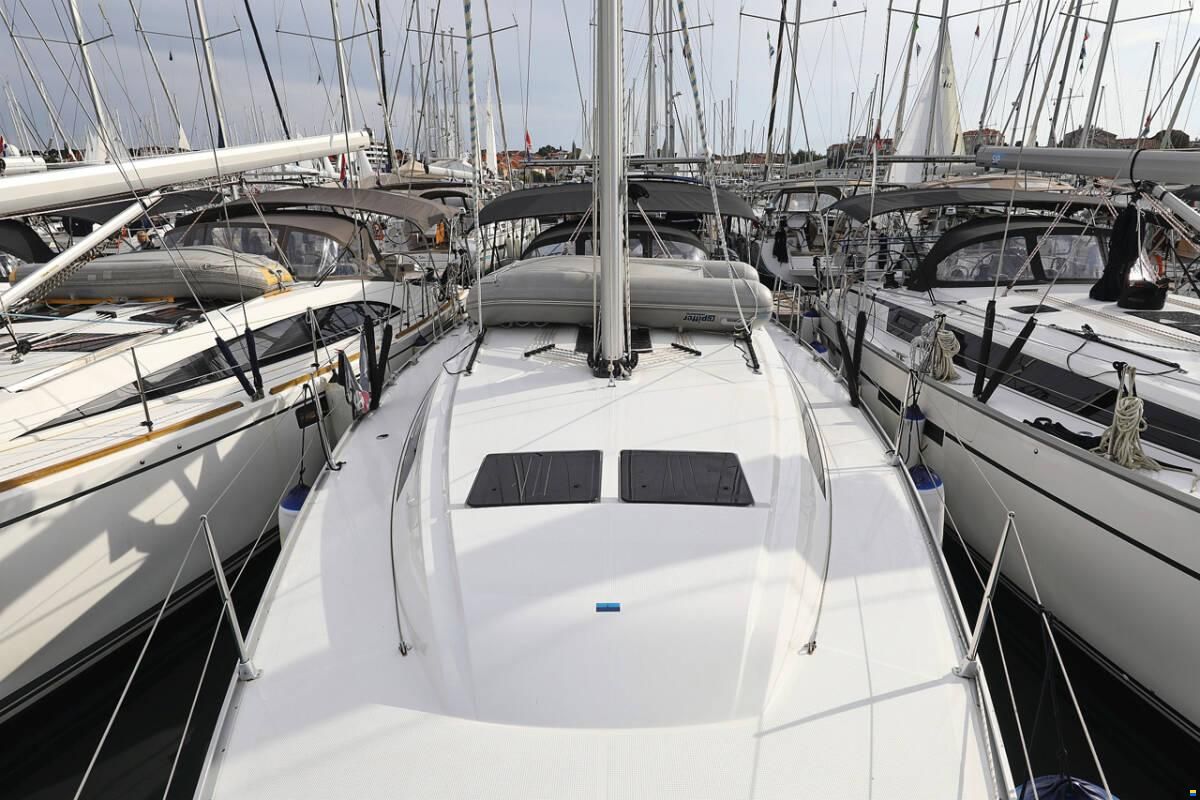 Bavaria CRUISER 46