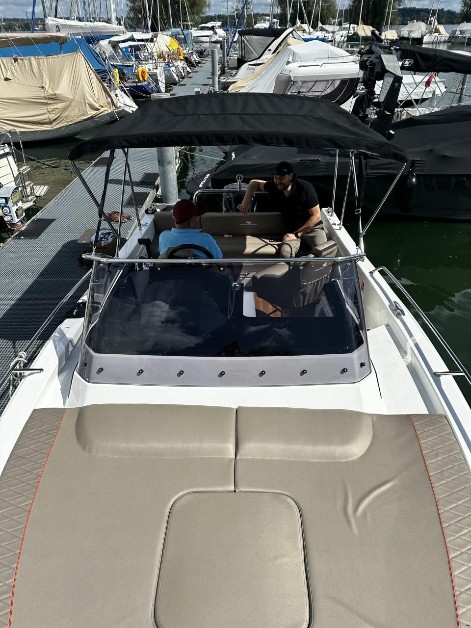 Atlantic Marine 690 Sun Cruiser