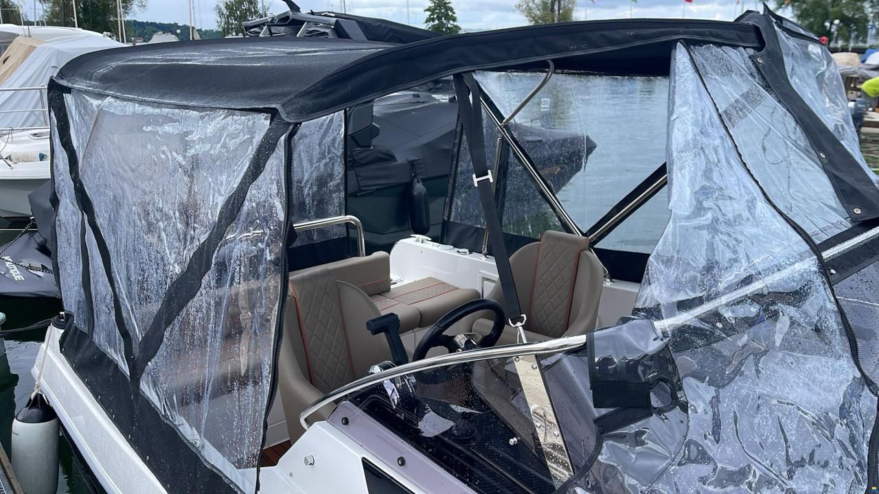 Atlantic Marine 690 Sun Cruiser