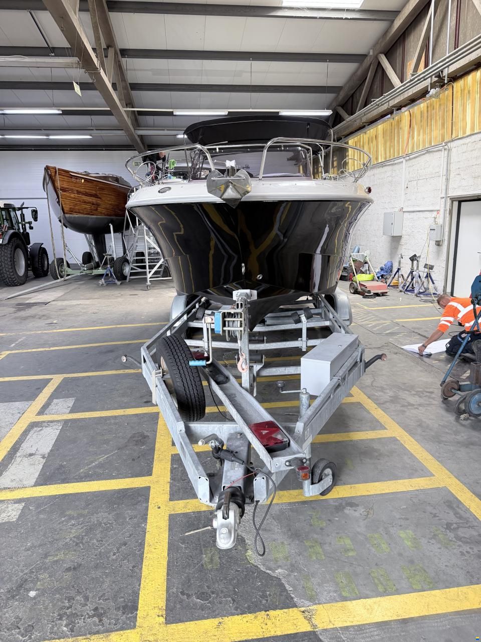 Atlantic Marine 690 Sun Cruiser