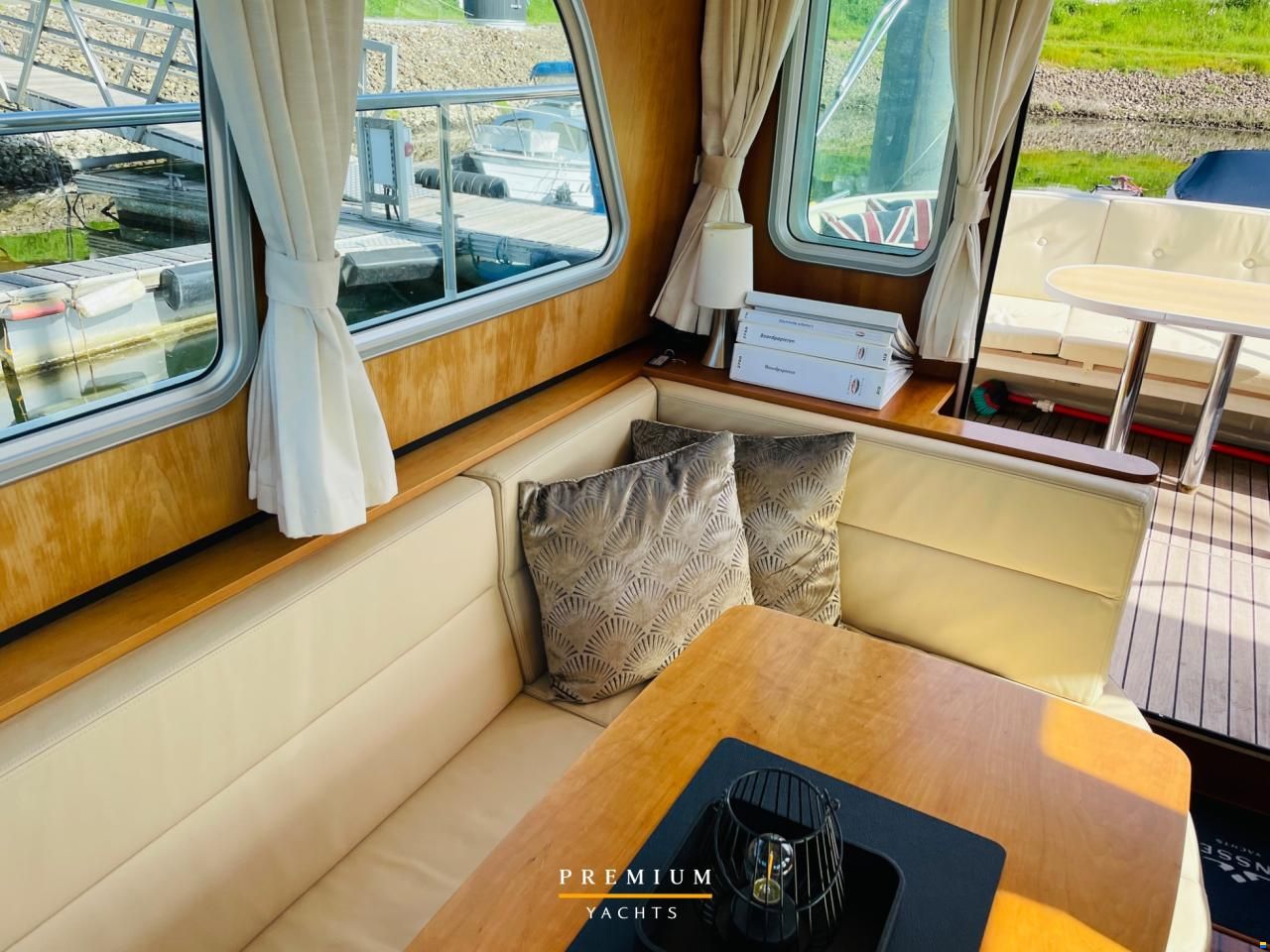 Linssen 29.9 sedan