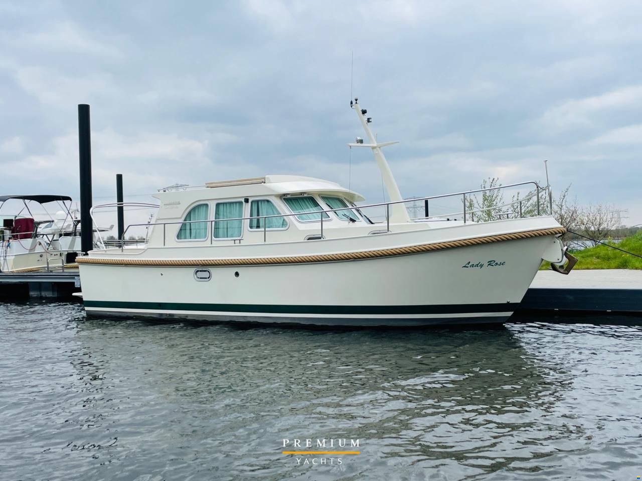 Linssen 29.9 sedan