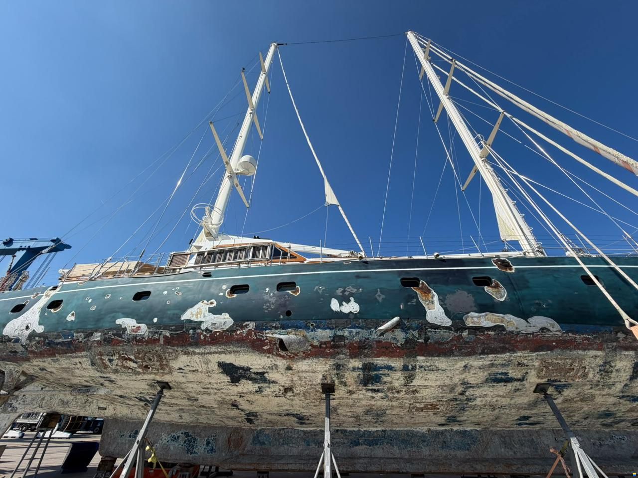Motorsailer