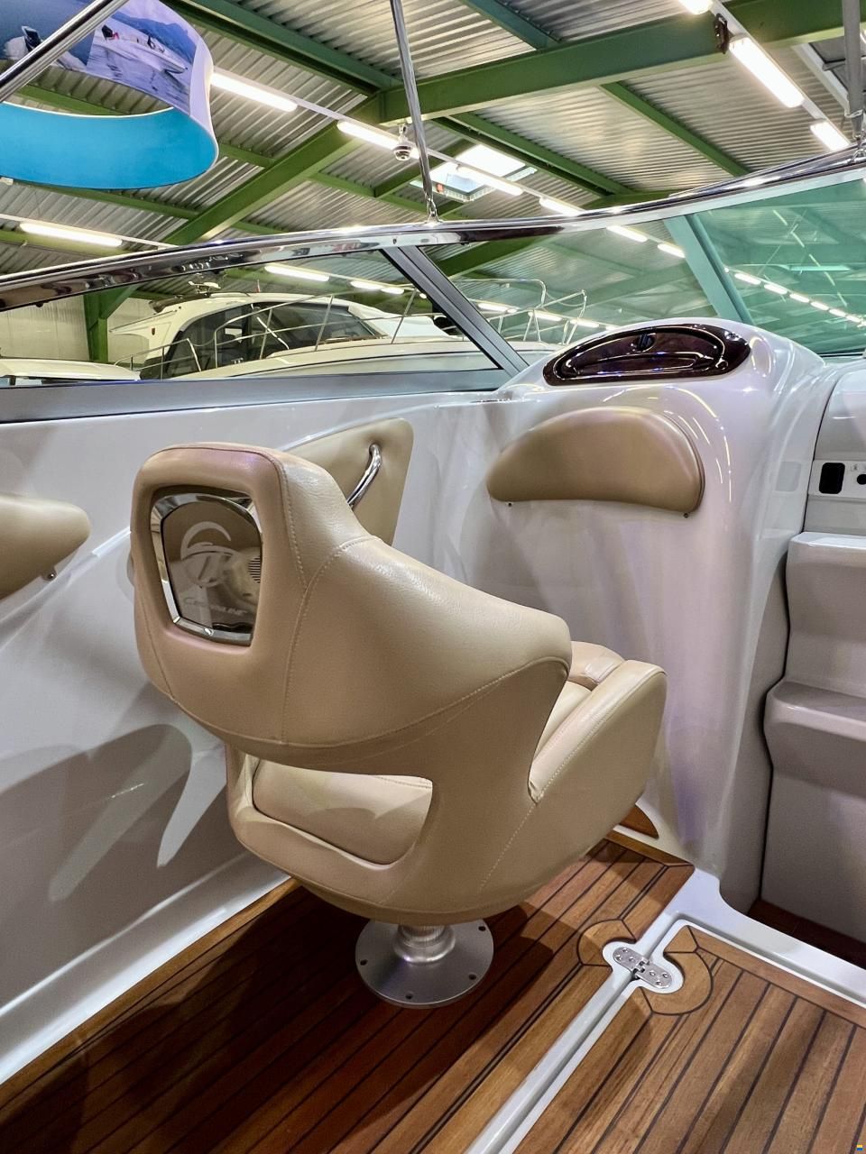 Crownline 266 SC