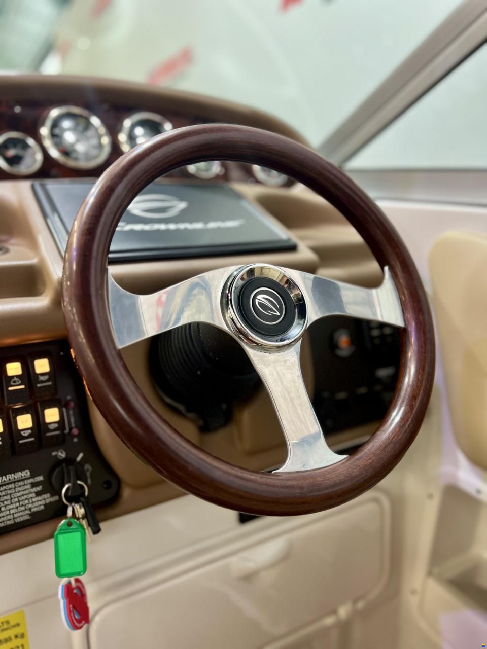 Crownline 266 SC
