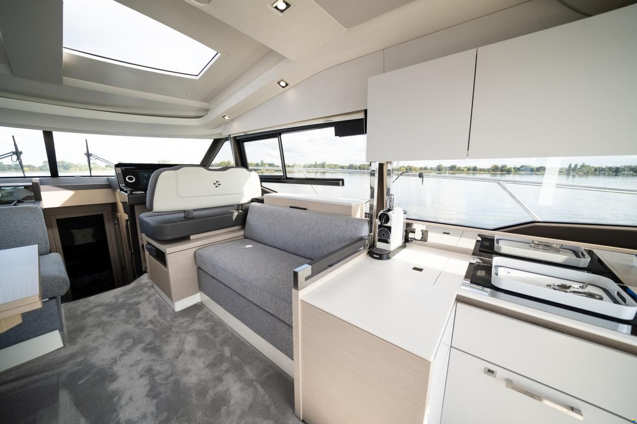 Prestige 460S