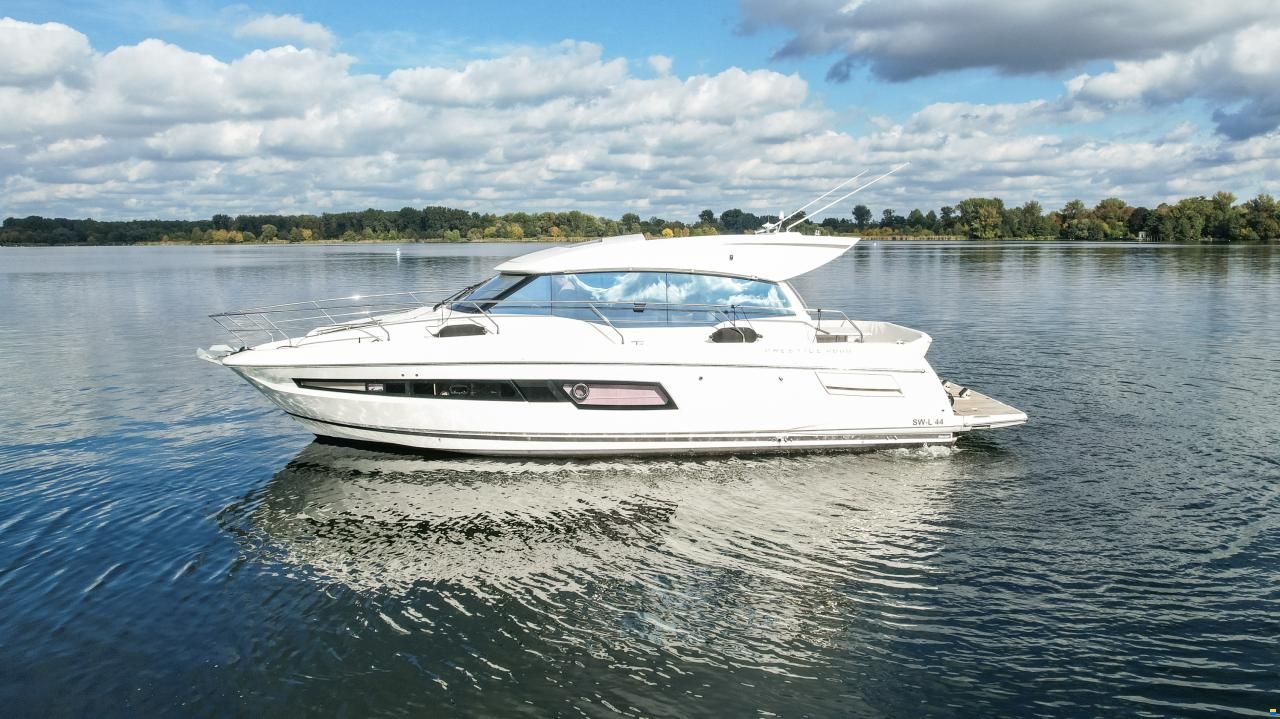 Prestige 460S