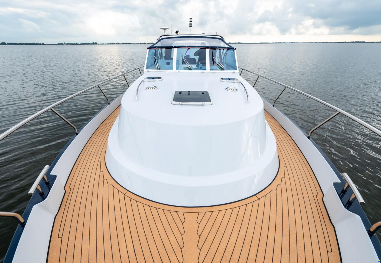 Thomasz Tristan 32 Cabrio