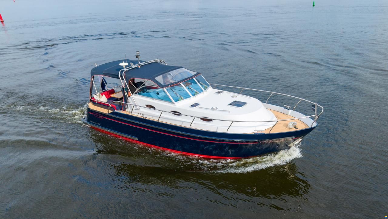Thomasz Tristan 32 Cabrio