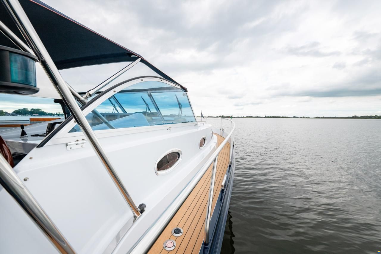 Thomasz Tristan 32 Cabrio