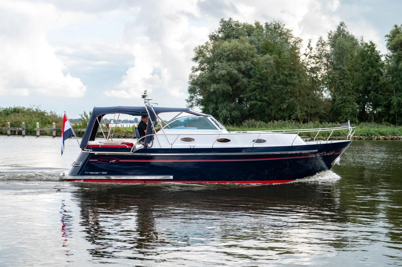 Thomasz Tristan 32 Cabrio