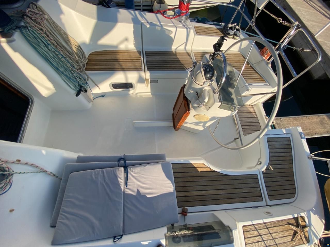 Beneteau oceanis 393