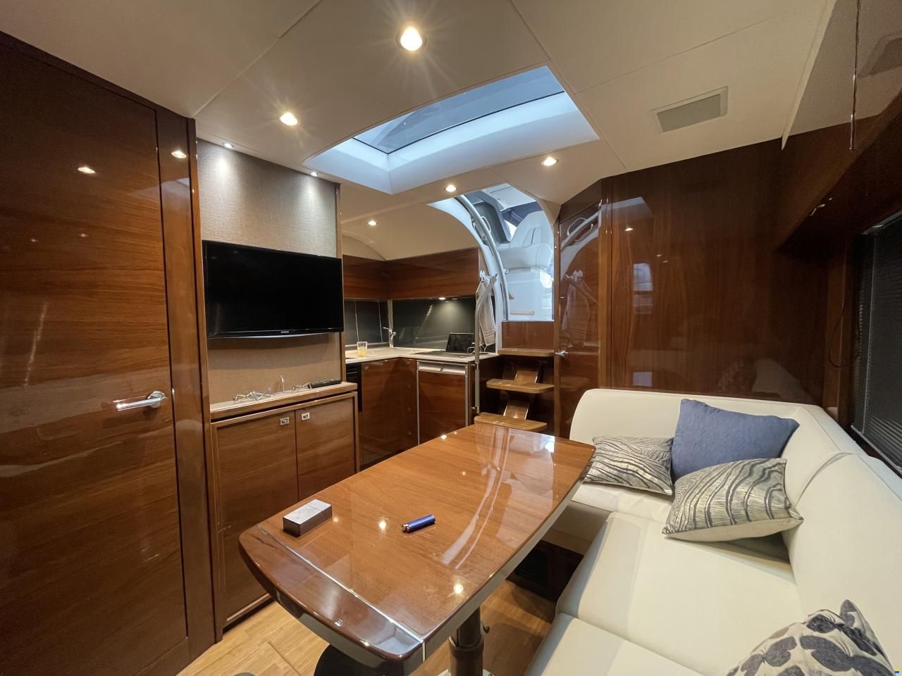 Princess V40