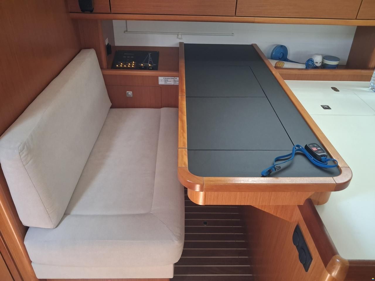 Bavaria 51 cruiser