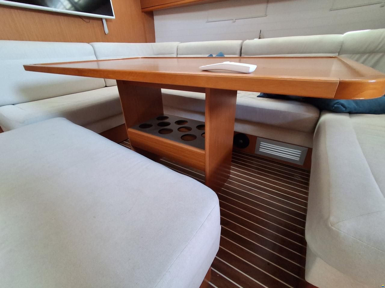 Bavaria 51 cruiser