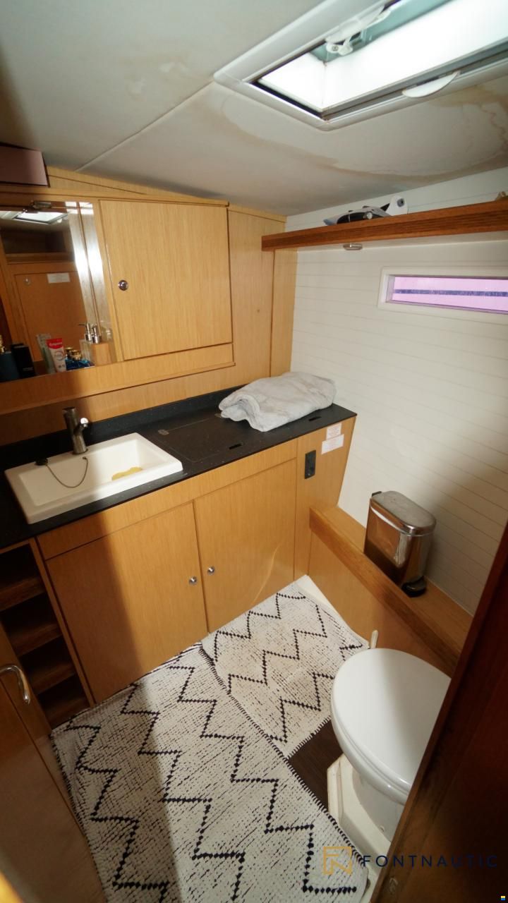 Bavaria 55