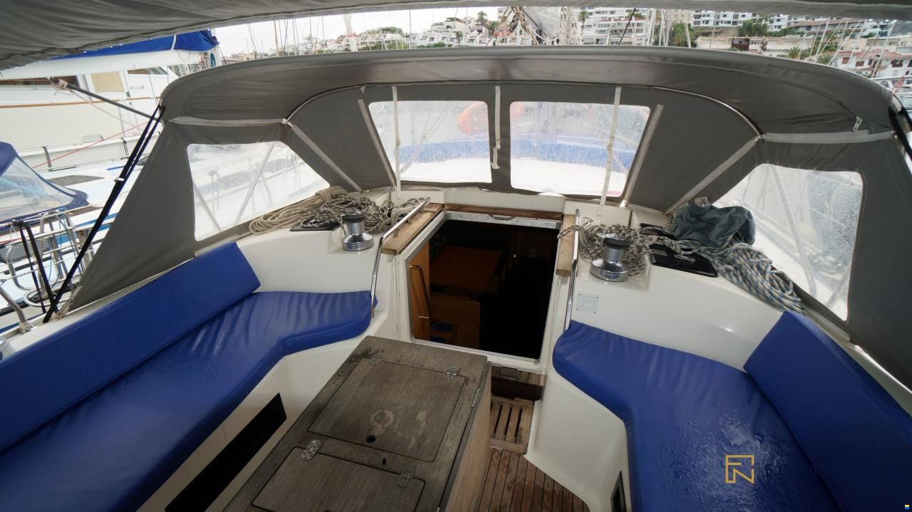 Bavaria 55