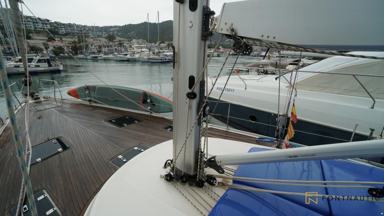 Bavaria 55