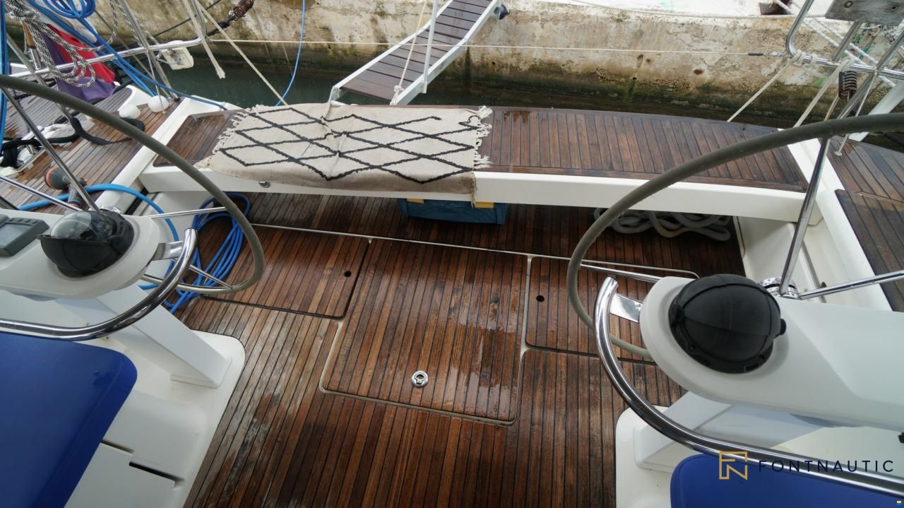 Bavaria 55