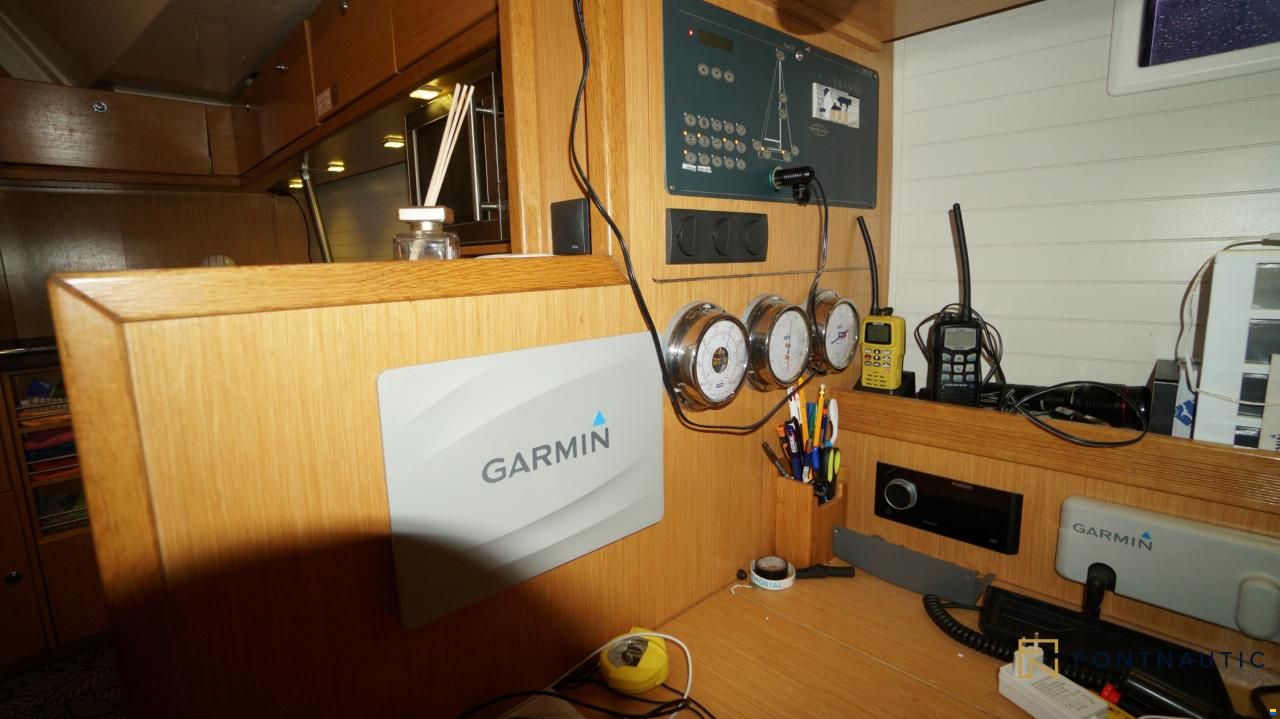 Bavaria 55