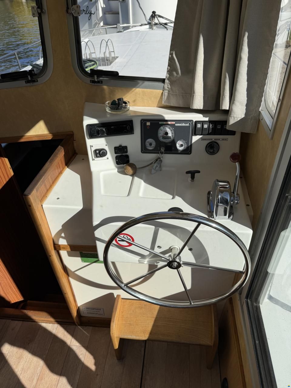 Locaboat 935W