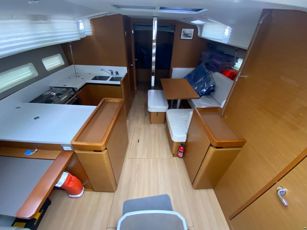 Jeanneau sun odyssey 440